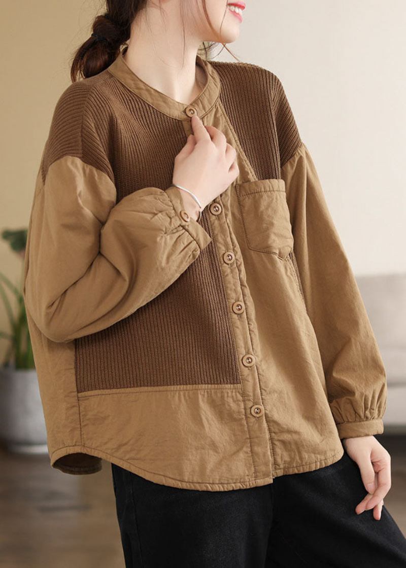 Edle Kaffeefarbene Parkajacke Mit Rundhalsausschnitt Und Patchwork-taschen Und Feiner Baumwollfüllung Für Den Winter - Damen-Daunenjacken