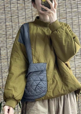 Grüner Parka Mit Stehkragen Und Patchwork-tasche Und Feiner Baumwollfüllung Für Den Winter