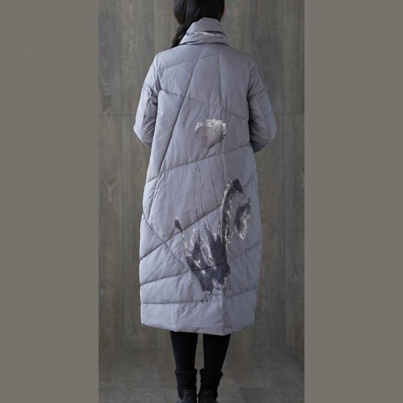 Neuer Winter-daunenmantel Mit Grauem Print Und Übergroßer Quaste. Daunenmantel Mit Taschen. - Damen-Daunenjacken