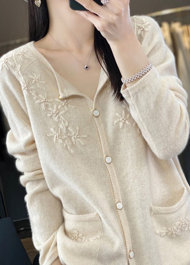 Einzigartiger Beigefarbener Langärmliger Kaschmir-strick-cardigan Mit Blumenmuster Und Knöpfen - Beige