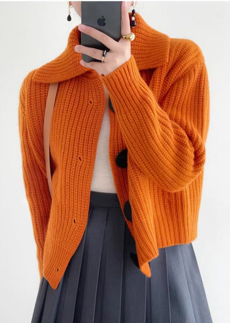 Moderne Orangefarbene Strickjacke Mit Peter-pan-kragen Und Knopfleiste Für Den Winter - Damen-Cardigans