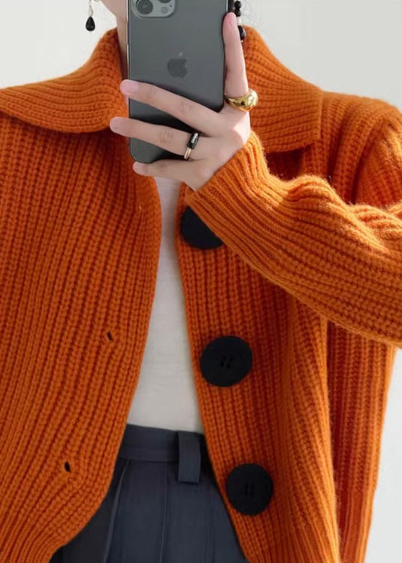 Moderne Orangefarbene Strickjacke Mit Peter-pan-kragen Und Knopfleiste Für Den Winter - Damen-Cardigans