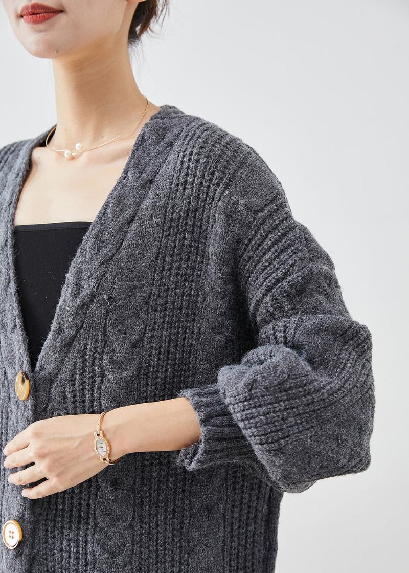 Schicke Stumpfgraue Lange Strickjacke Mit V-ausschnitt Und Dickem Zopfmuster Für Den Herbst - Damen-Cardigans