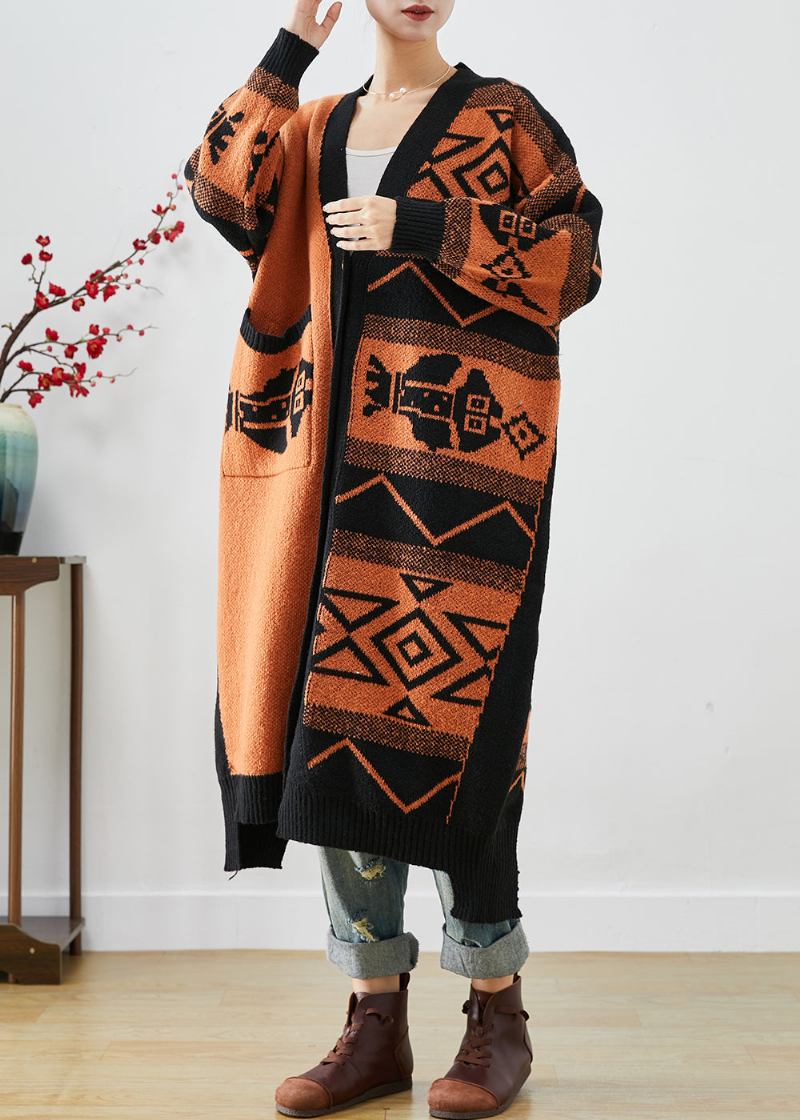 Schöne Orangefarbene Übergroße Strickjacken Mit Print Für Den Herbst