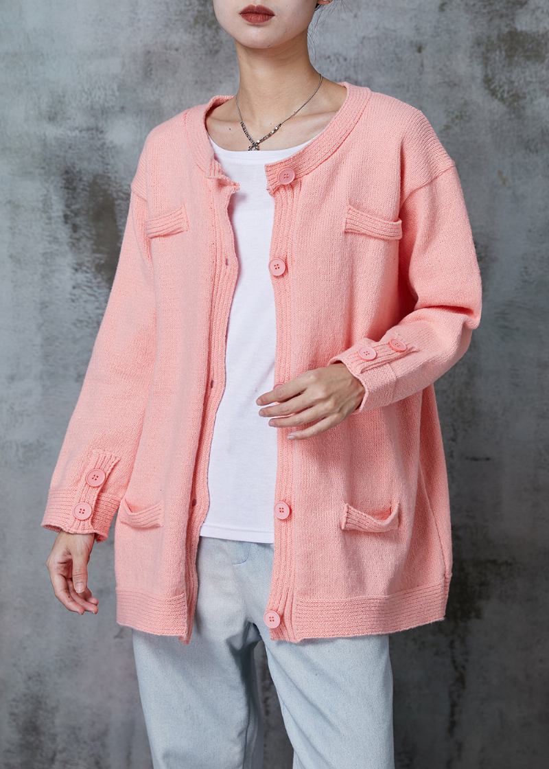 Übergroßer Rosa Strickjacke Mit Knopfleiste Frühling