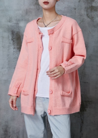 Übergroßer Rosa Strickjacke Mit Knopfleiste Frühling