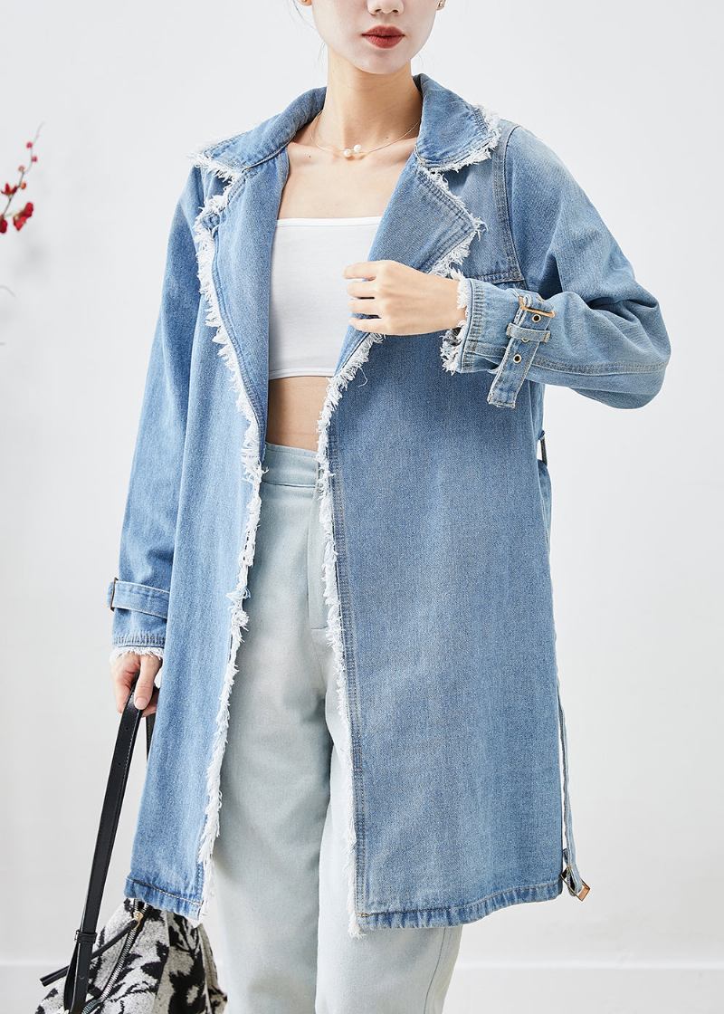 Einfacher Hellblauer Revers-jeans-trenchcoat Mit Quasten Für Den Herbst