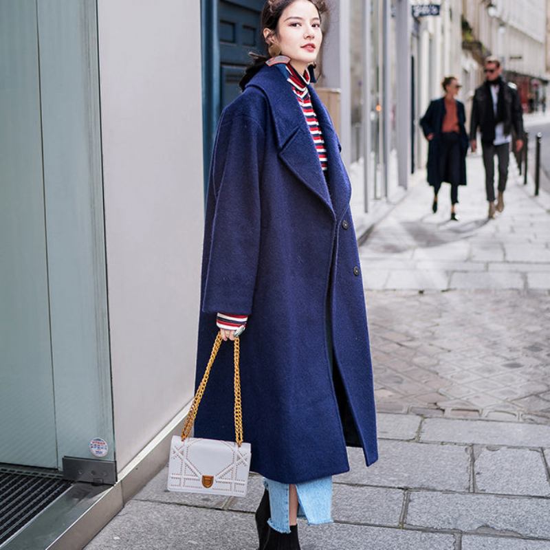 Elegante Marineblaue Mäntel In Übergröße Eingeschnittener Maximantel Eleganter Zweireihiger Mantel Mit Taschen - Damen-Trenchcoats