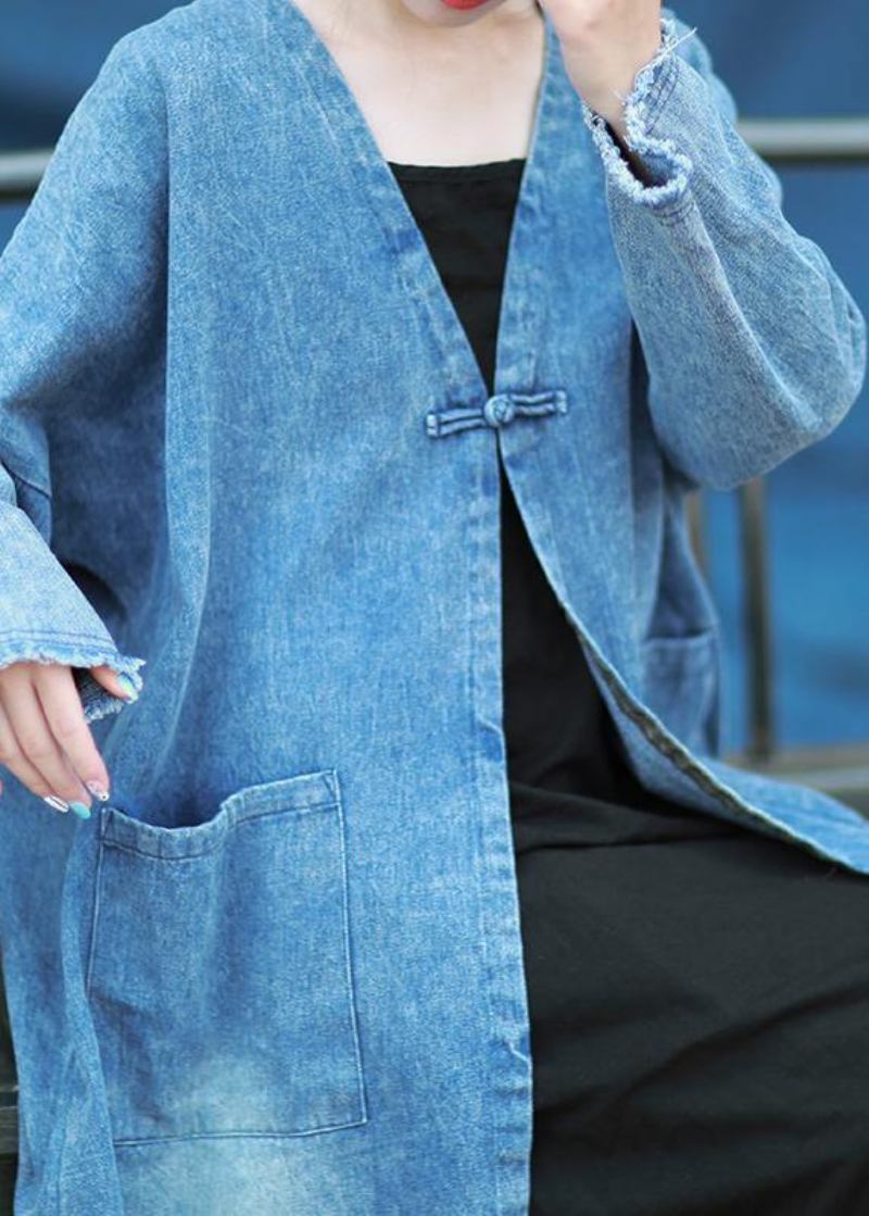 Modernes V-ausschnitt-steppkleid Mit Stickerei In Jeansblau - Damen-Trenchcoats