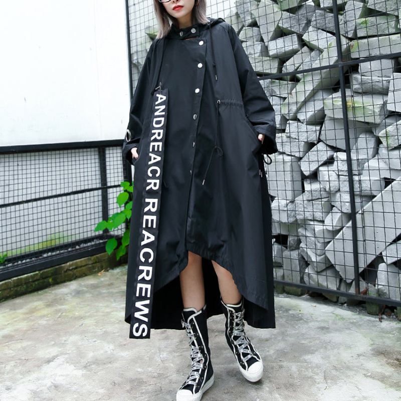 Schwarzer Mantel Für Damen In Übergröße Mit Kapuze Asymmetrischer Trenchcoat Für Mit Bindegürtel Und Print