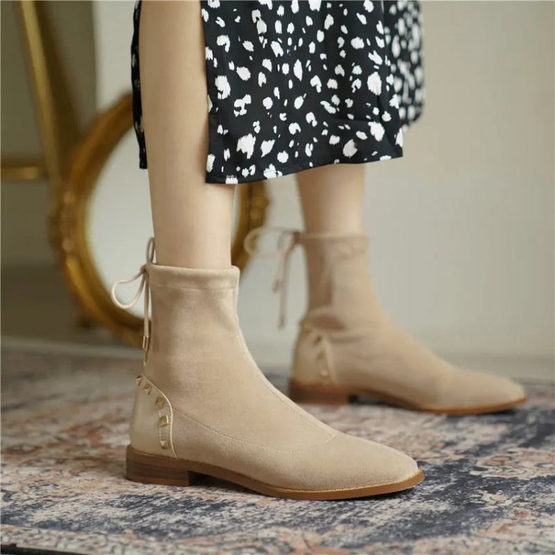 Winter-plüschstiefeletten Für Damen Beige Stretch Lässig Quadratische Zehenpartie Niedriger Blockabsatz Schnürung Nieten Kurze Stiefel - Schwarz