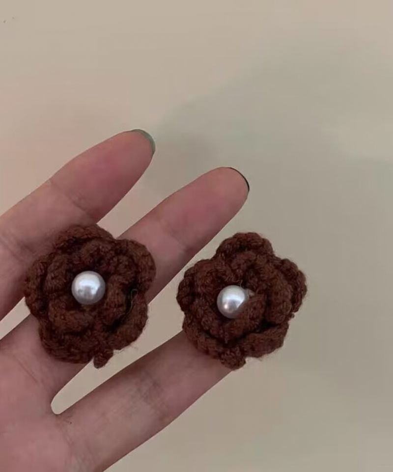 Diy-ohrstecker Aus Weißer Perlengestrickter Wolle Mit Blumenmuster - Weiß