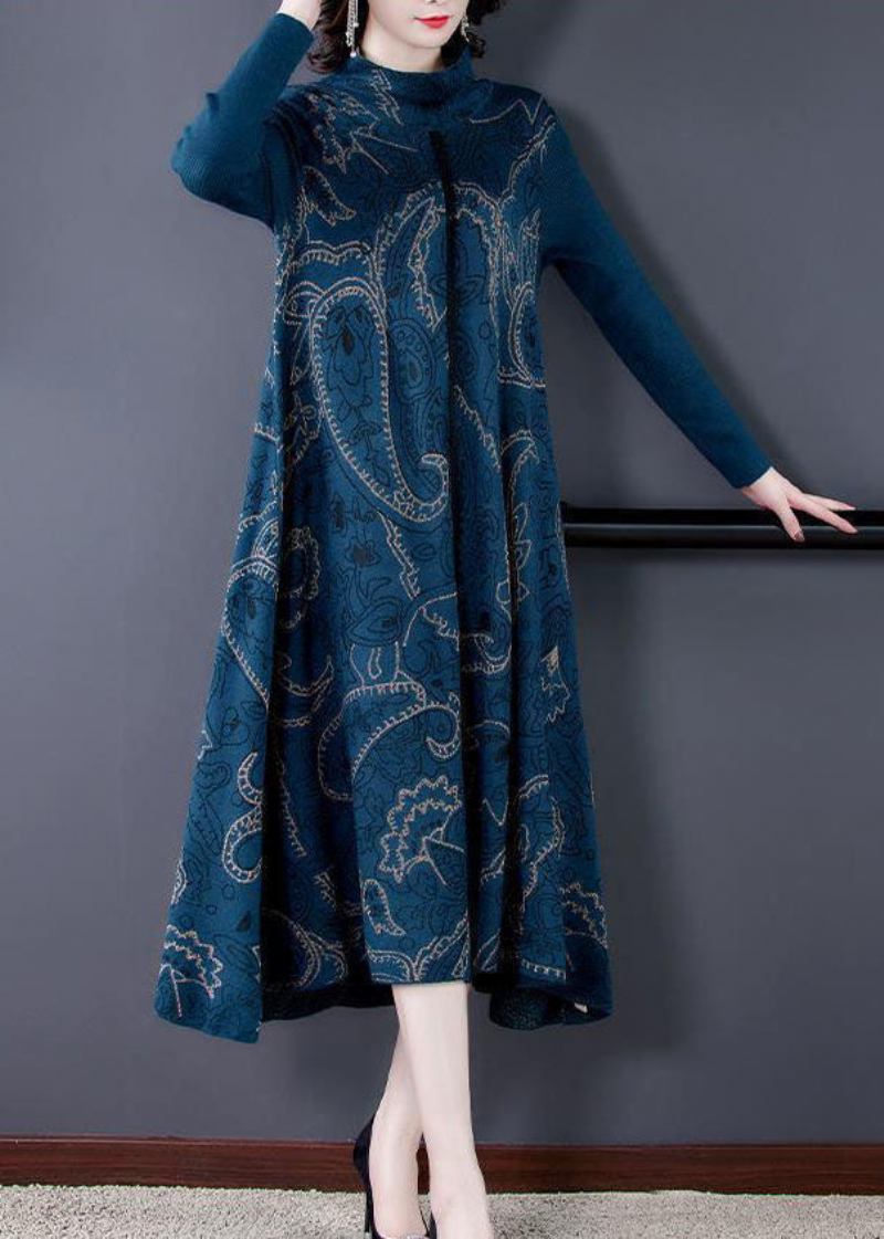 Elegantes Blaues Stehkragen-strickkleid Aus Wolle Pulloverkleid Aus Mit Extra Großem Saum Und Kragenaufdruck Für Den Winter - Damen-Wollmäntel