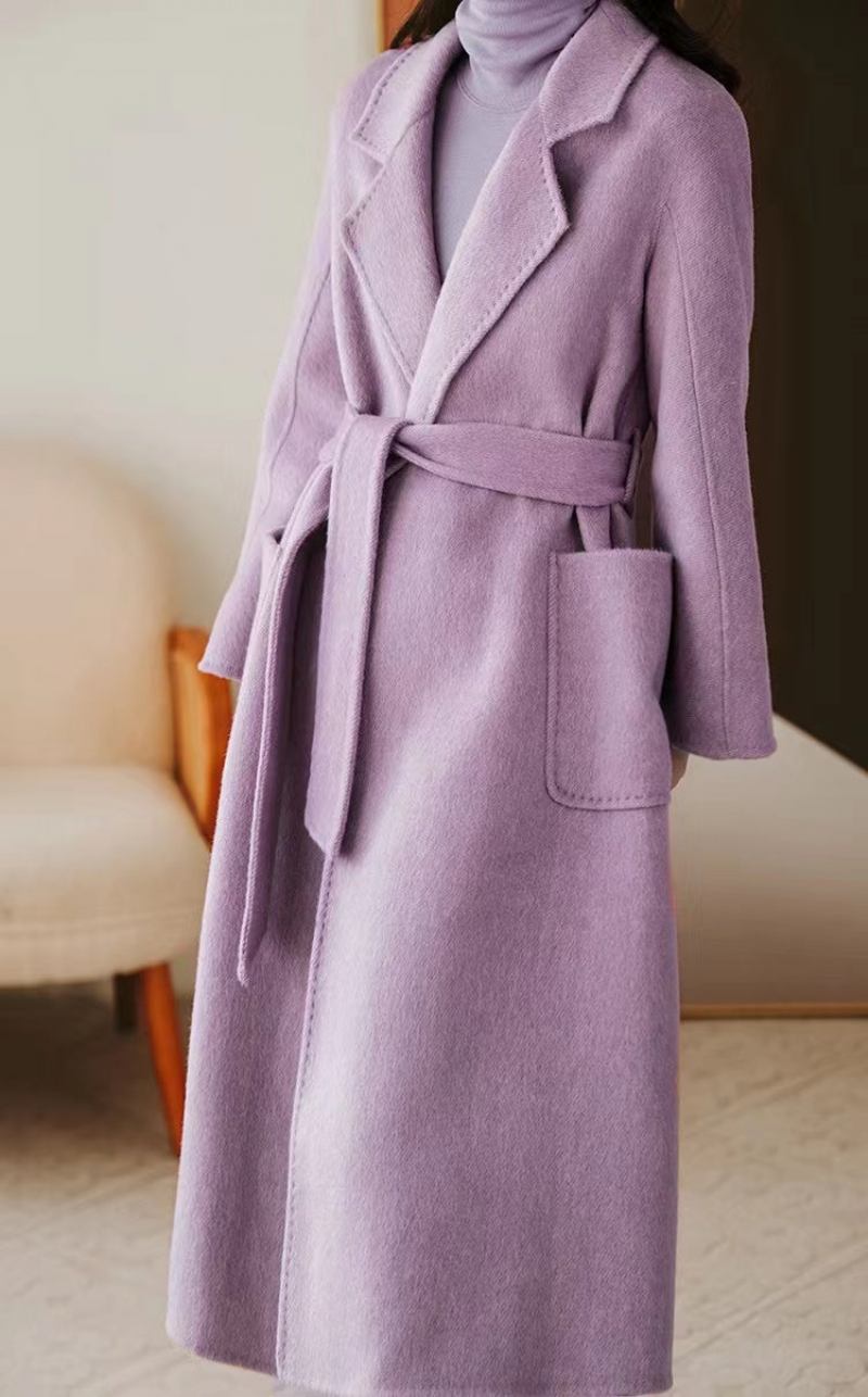 Luxuriöser Trenchcoat Aus Lavendelfarbener Seidenwollmischung Wollmantel Für Den Winter - Lavendel