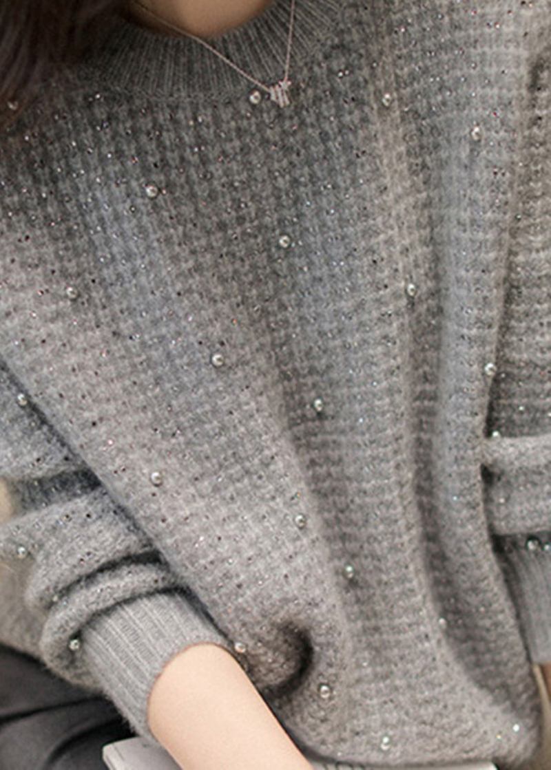 Schöne Graue Wollpullover Mit O-ausschnitt Und Nagelperlen Für Den Winter - Damen-Wollmäntel