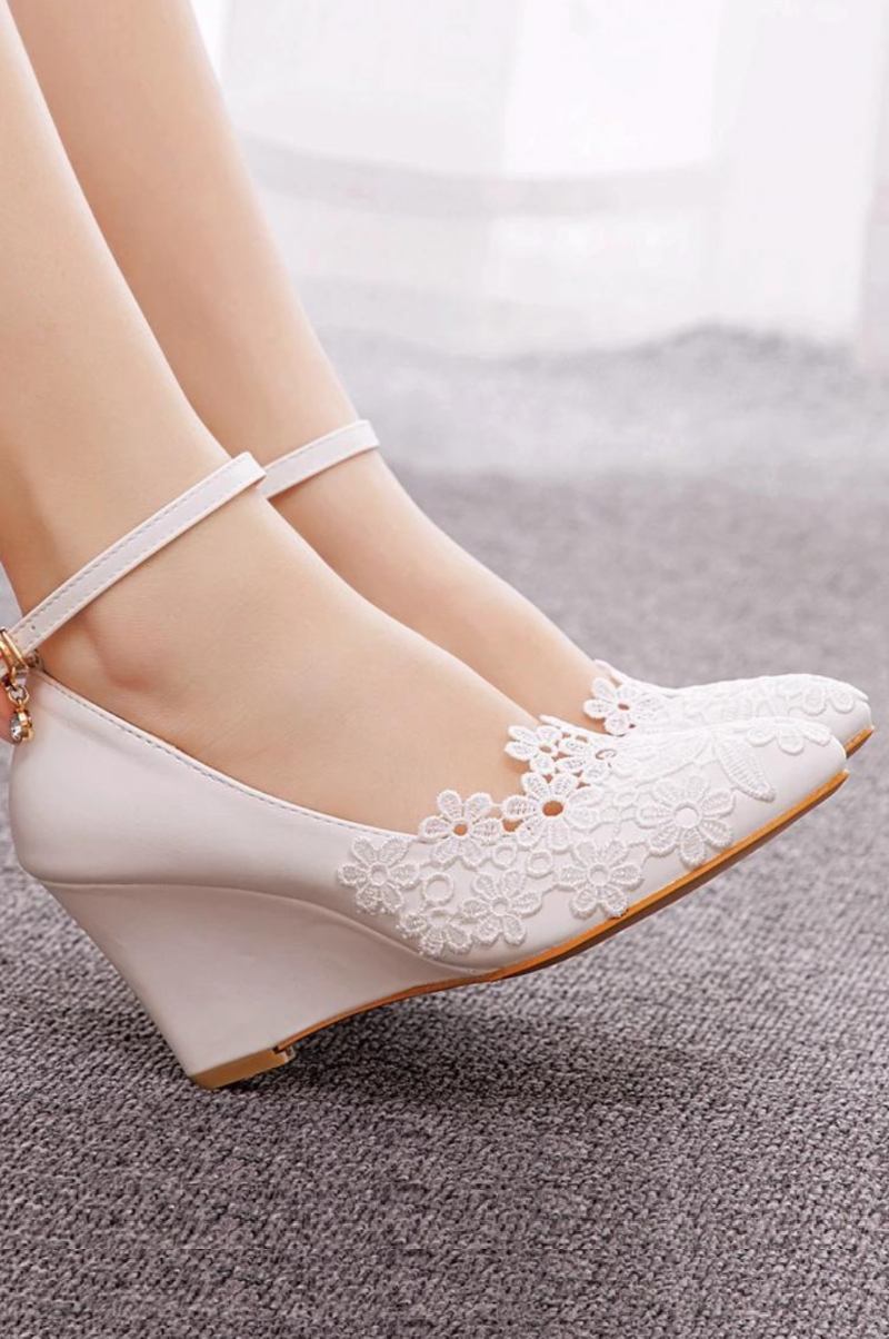 Hochzeitsschuhe Für Damen Braut Brautjungfernkleid 8 cm Keilabsatz Hohe Absätze Weiße Spitze Blumen Pumps Für