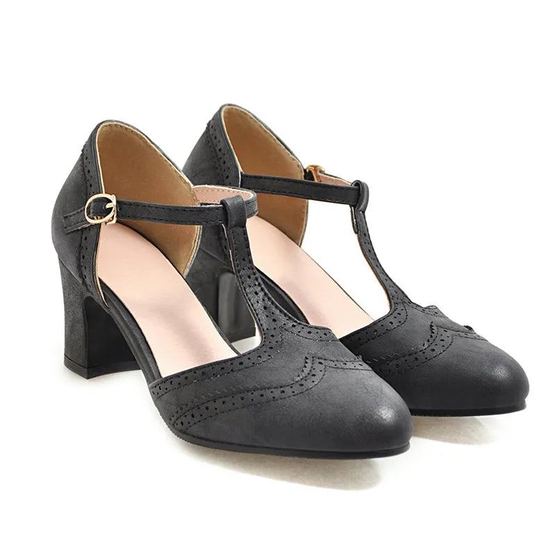 Pumps Mit Schnalle Im Britischen Stil Elegante Schuhe Mit Prägung - Schwarz