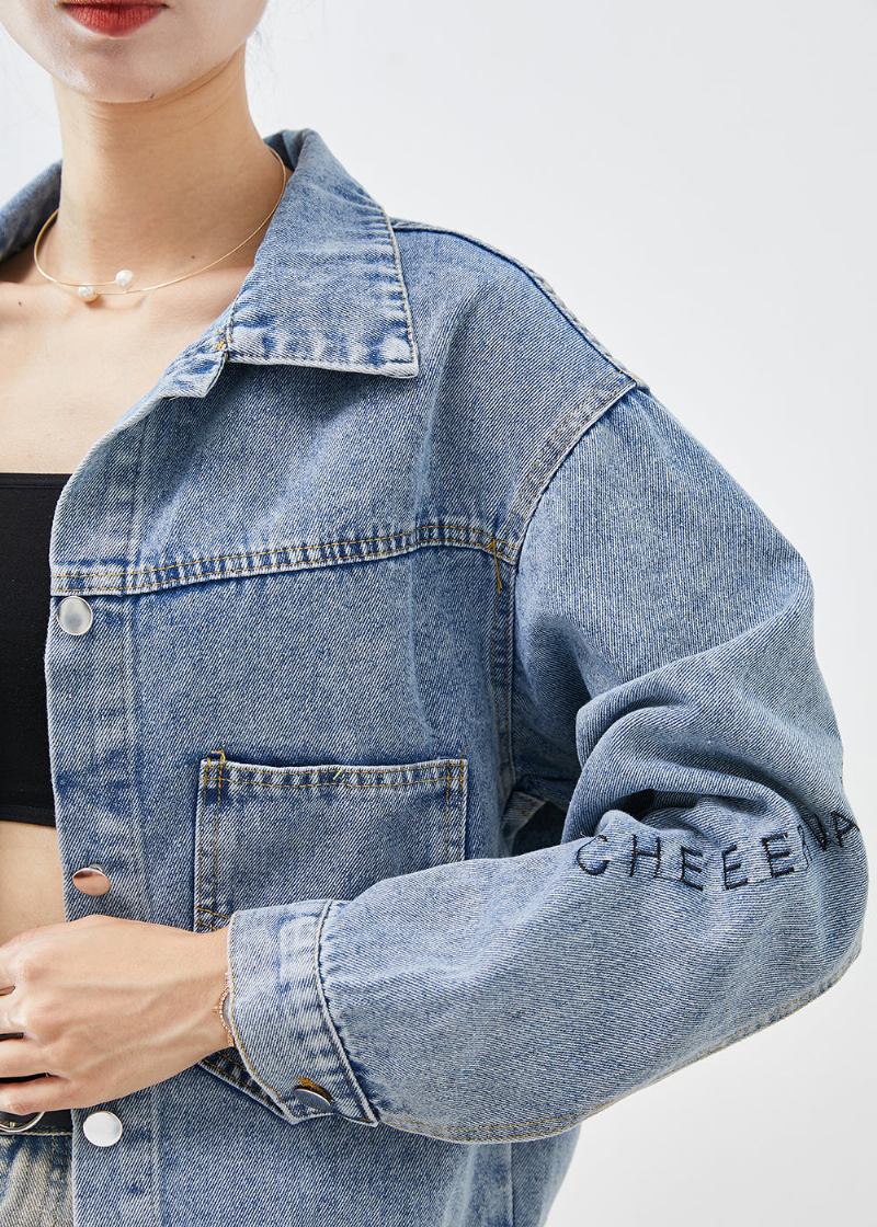 Handgefertigter Blauer Mit Buchstaben Bestickter Denim-mantel Für Den Herbst - Damen-Wintermäntel