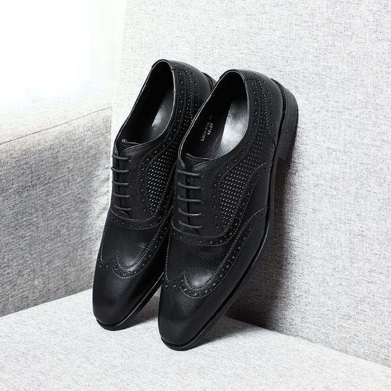 Handgefertigte Oxford-schuhe Aus Echtem Leder Für Herren Schwarze Brogue-oxford-schuhe Mit Spitzer Spitze Und Flügelkappe Formelle Business-schuhe Für Hochzeitsfeiern - Schwarz